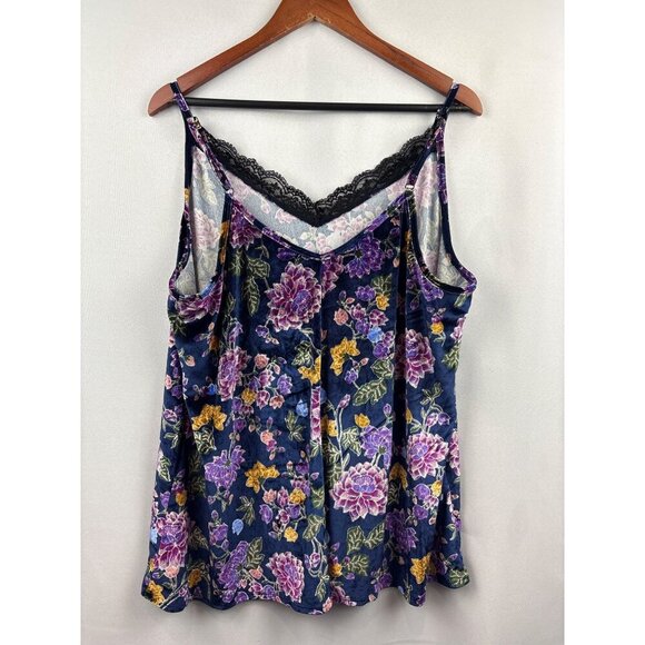 Women’s Torrid Size 1XL Blue & Multicolored Floral Printed Velvet Tank with Lace - Picture 4 of 5
